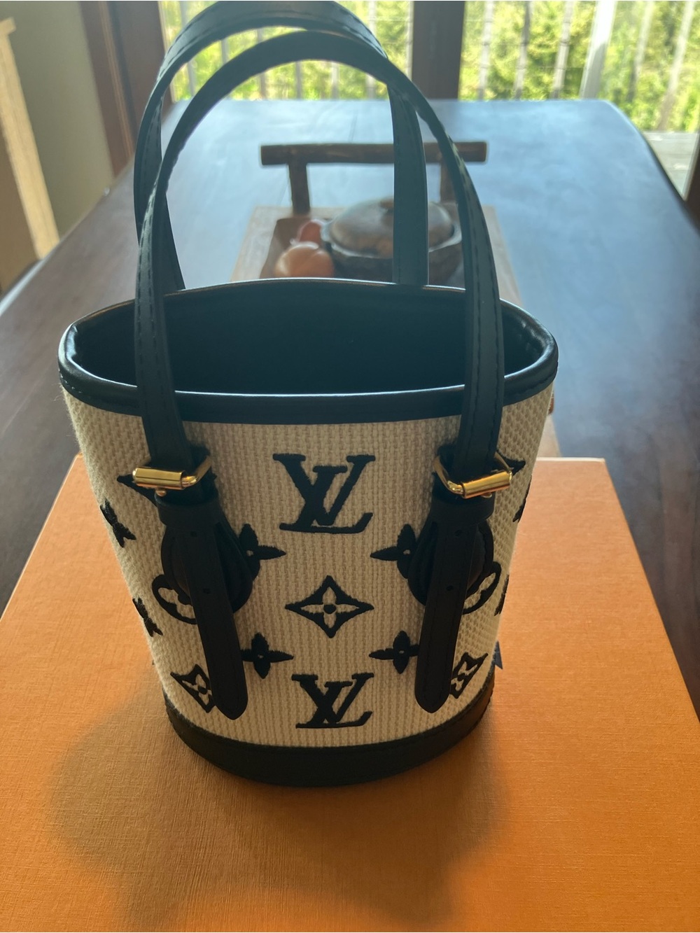 Louis Vuitton  by the pool nano Bucket tote Cream and Black like new! - Picture 6 of 13
